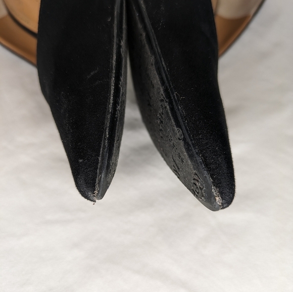 J. Renee 9.5 Velvet & Metal Heel Pointed Toe Pumps - Picture 6 of 16